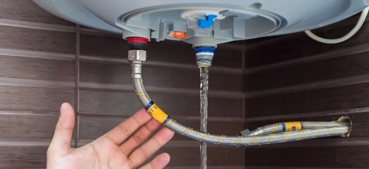 Слив воды из бойлера