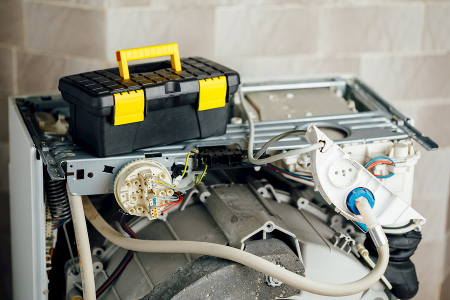 Чому пральна машина не набирає обертів? (1)